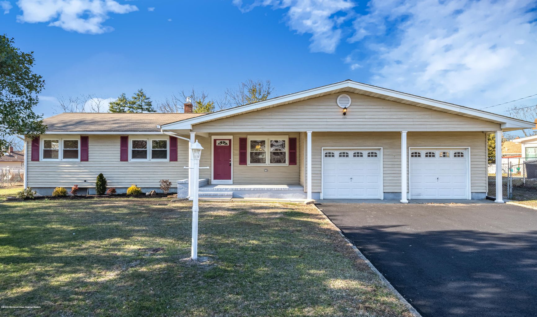 Toms River real estate home for sale with landscaped yard