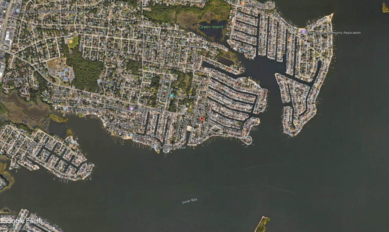 Toms River real estate Silver Bay community with boat docks